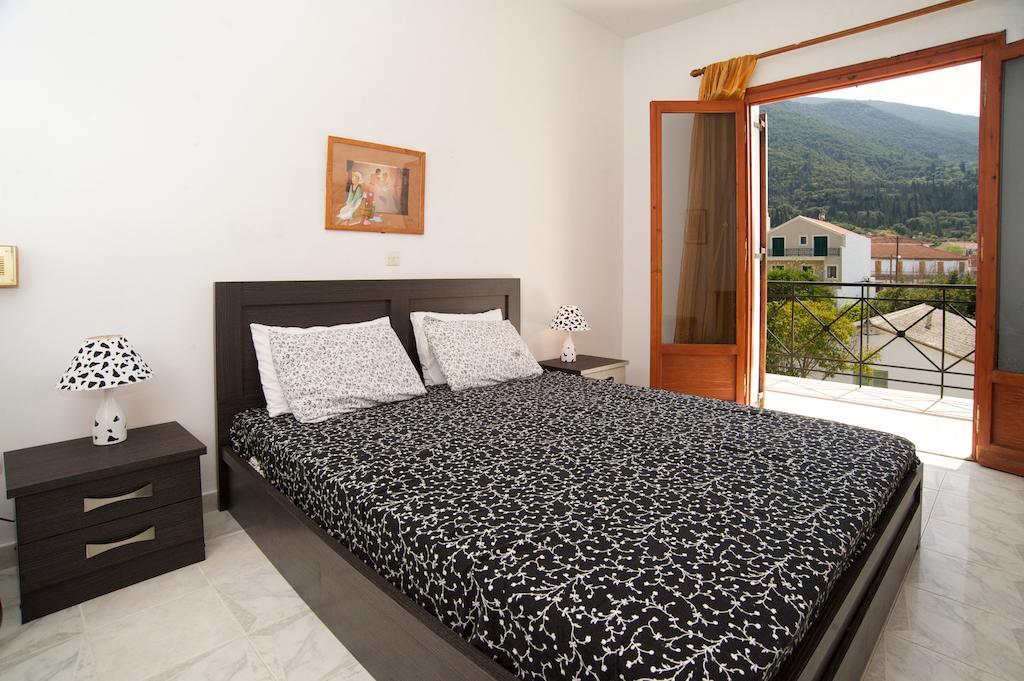 Thodora Appartments Sami  Quarto foto